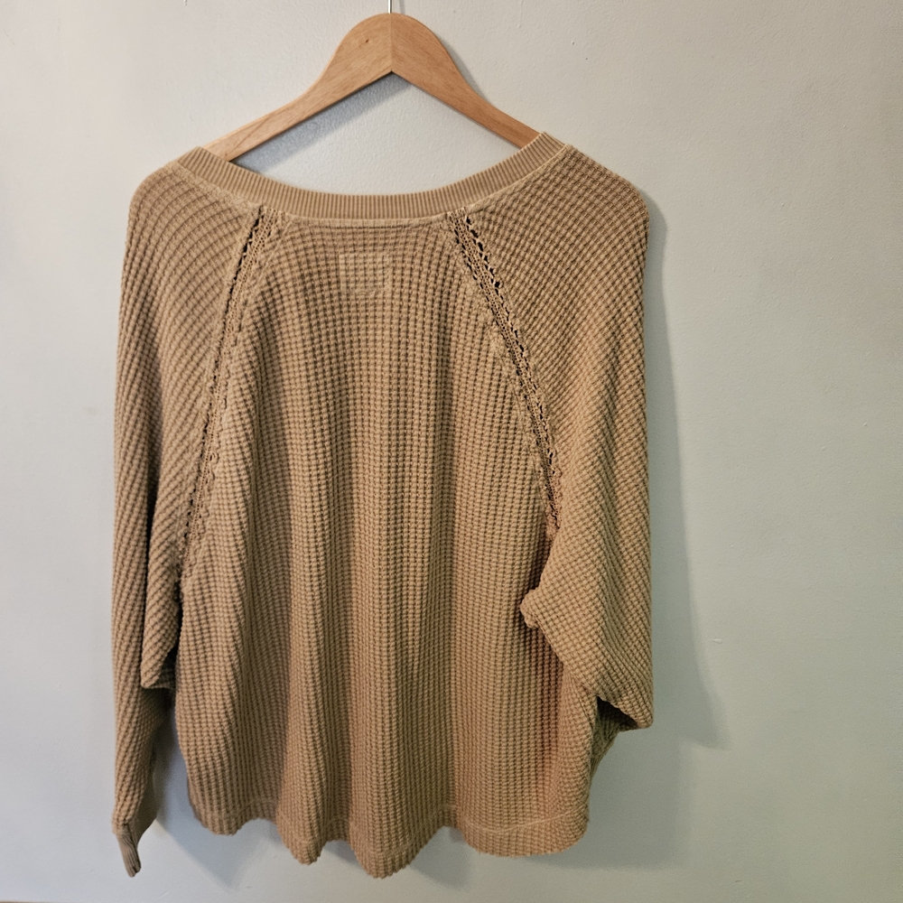 American Eagle Outfitters Women's Tan Sweater - Picture 5 of 6